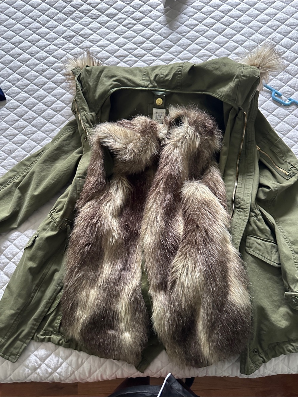 GAP Olive Green Parka with Brown Faux Fur Liner